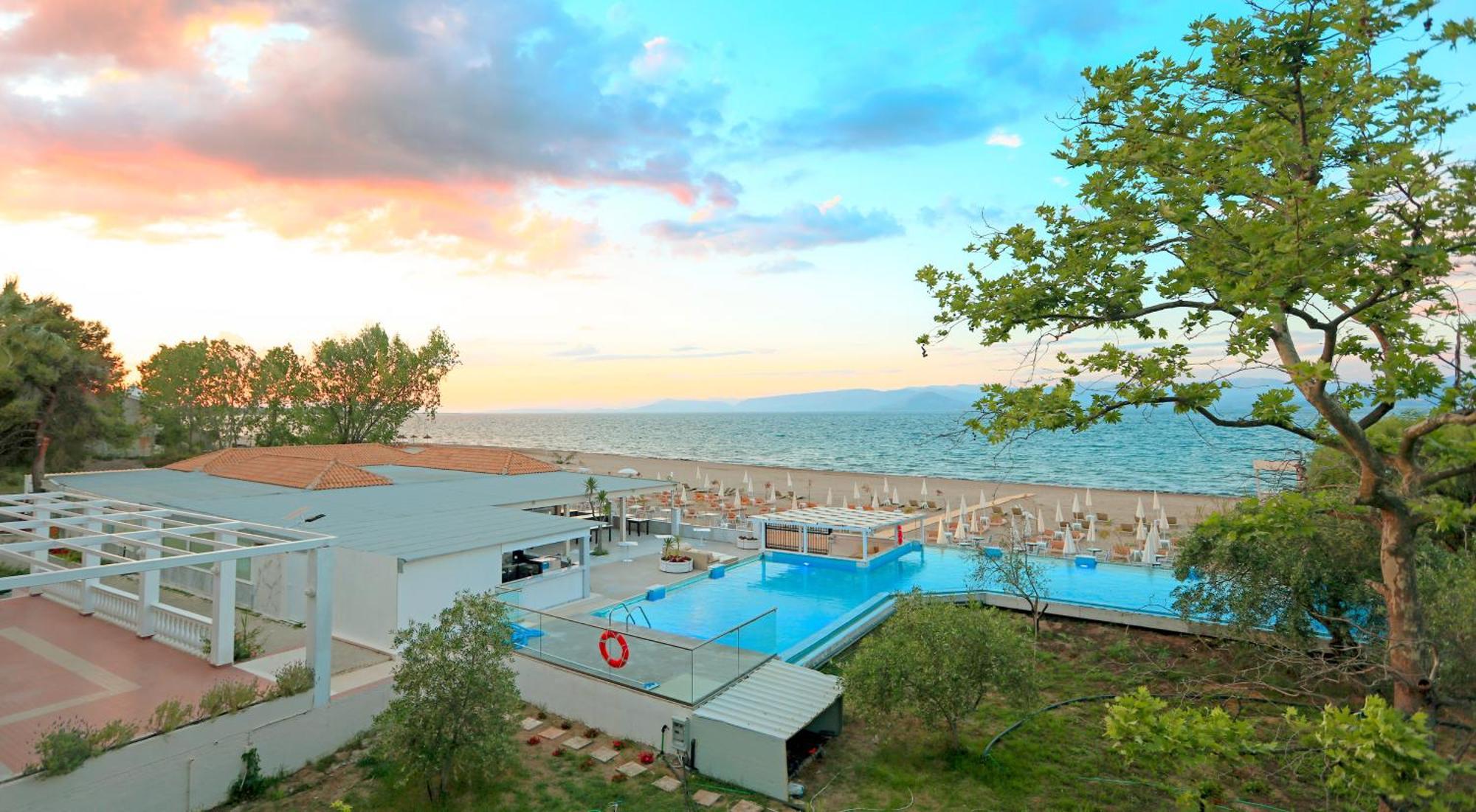 Cavomarina Hotel Kávos
