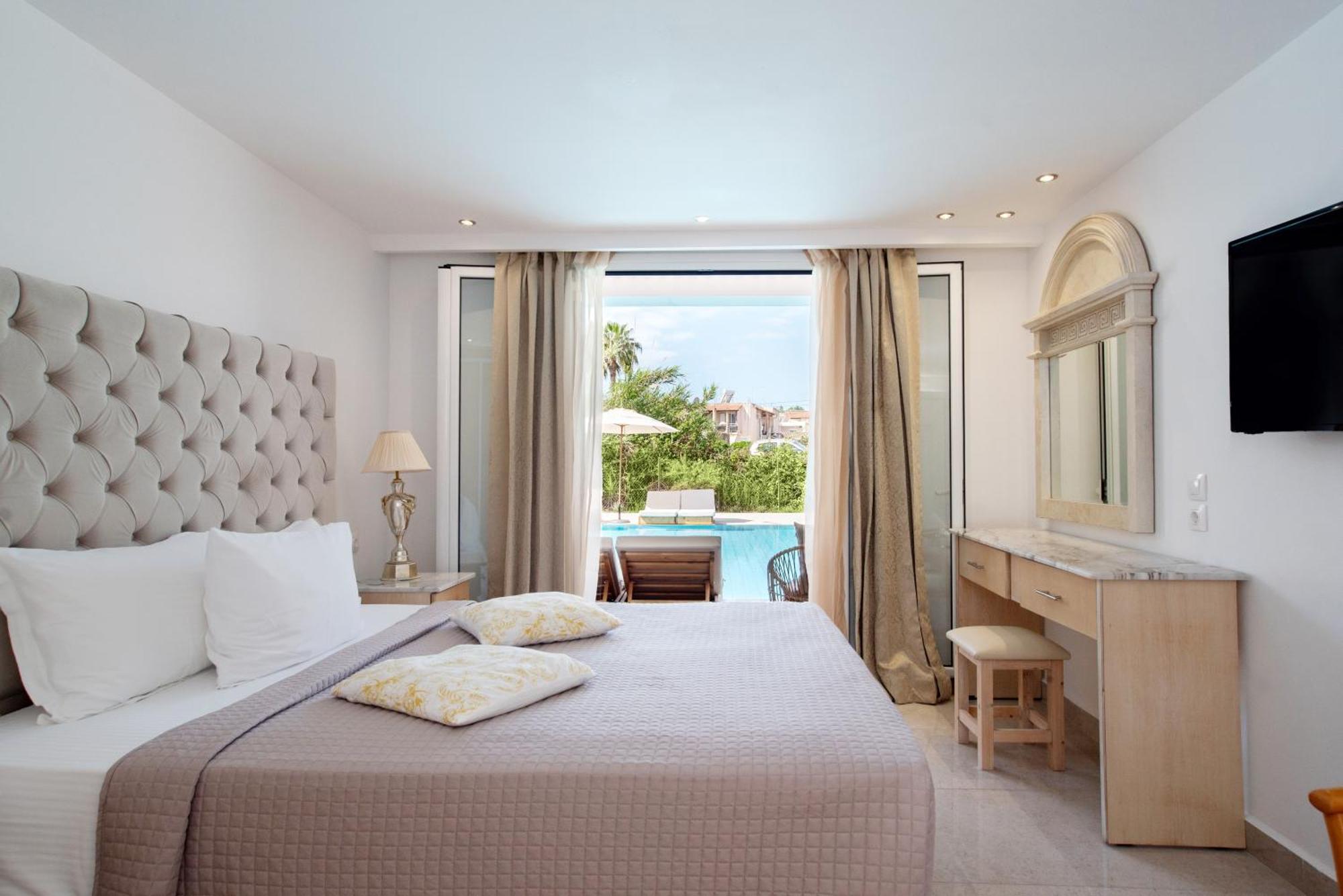 Hotel Cavomarina 4*